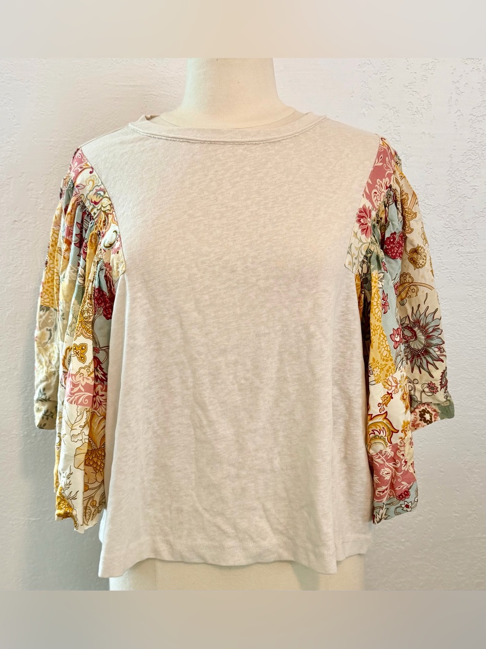 mittoshop Cream Tee with Floral Puff Sleeves in Pink, Yellow & Green